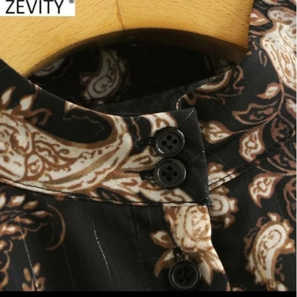 VINTAGE FLORAL PATTERN DRESS - Picture 3 of 9